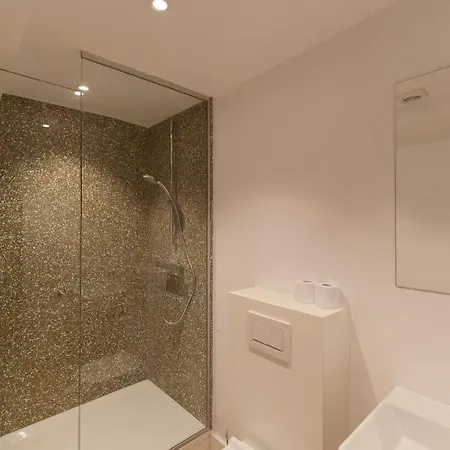 Dima Gbeniet * Oostduinkerke